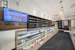 842 DUNDAS STREET W Toronto