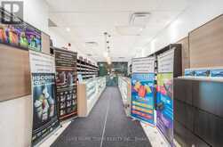 842 DUNDAS STREET W Toronto