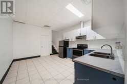 842 DUNDAS STREET W Toronto