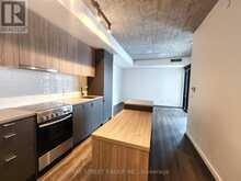 401 - 7 SMITH CRESCENT Toronto