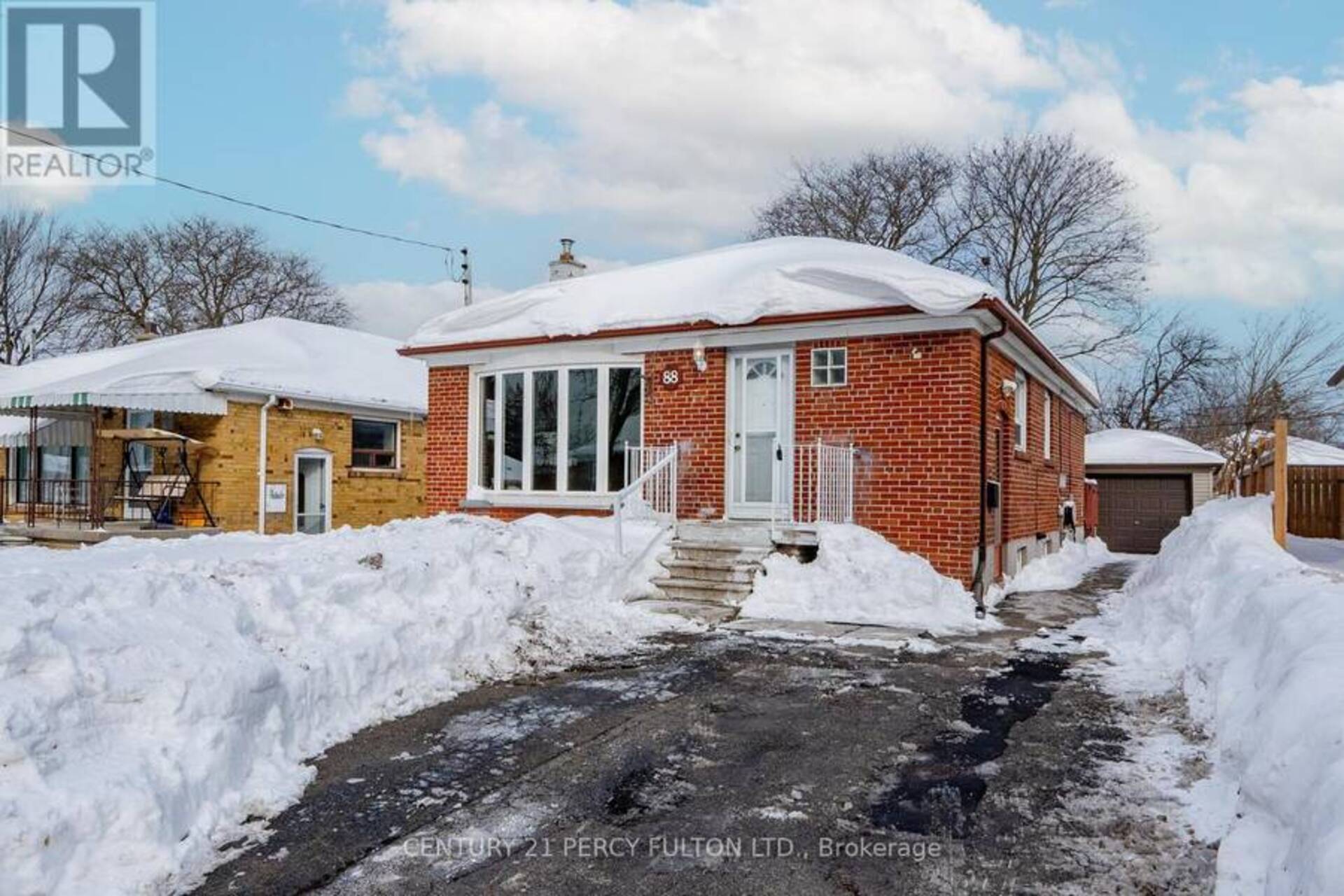 88 SOUTHAMPTON DRIVE Toronto