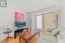 326 - 18 HARDING BOULEVARD W Richmond Hill