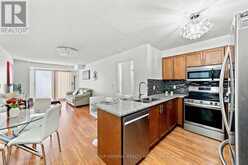 326 - 18 HARDING BOULEVARD W Richmond Hill