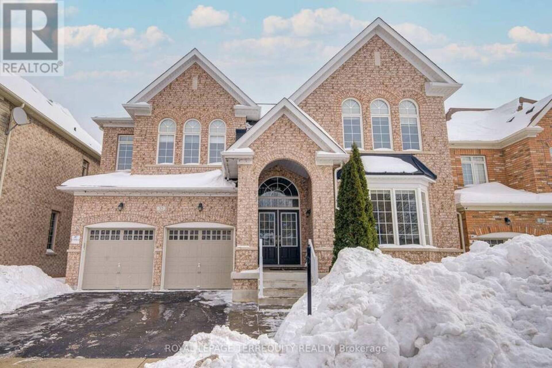 32 MISTYGLEN CRESCENT Brampton