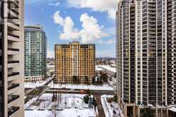 1426 - 500 DORIS AVENUE Toronto