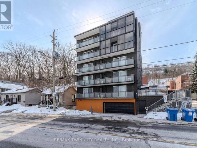 501 - 200 CHARLTON AVENUE E Hamilton Ontario