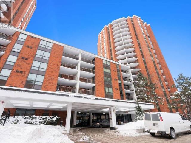 521 - 77 MAITLAND PLACE Toronto Ontario