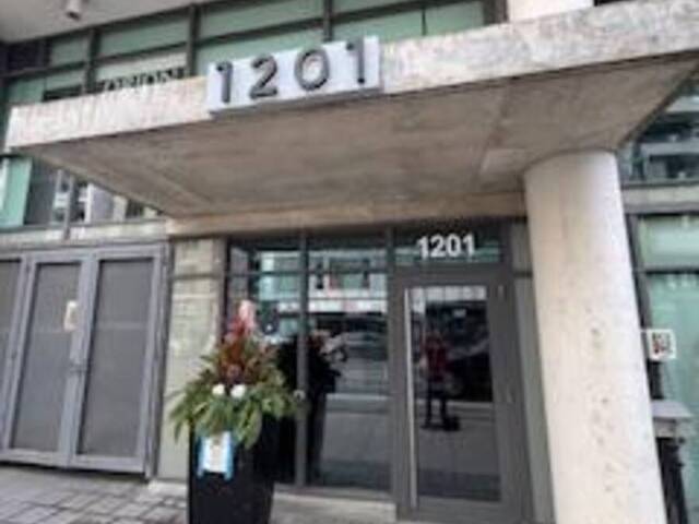 205 - 1201 DUNDAS STREET E Toronto Ontario