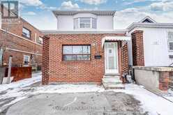 712 JANE STREET Toronto