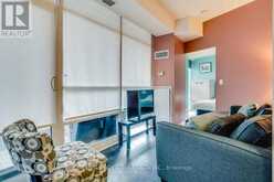 805 - 15 BRUYERES MEWS Toronto