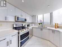 412 - 30 THUNDER GROVE Toronto