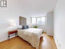 412 - 30 THUNDER GROVE Toronto