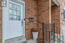 32 - 1591 SOUTH PARADE COURT Mississauga