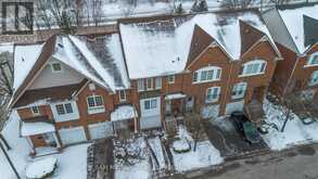 32 - 1591 SOUTH PARADE COURT Mississauga