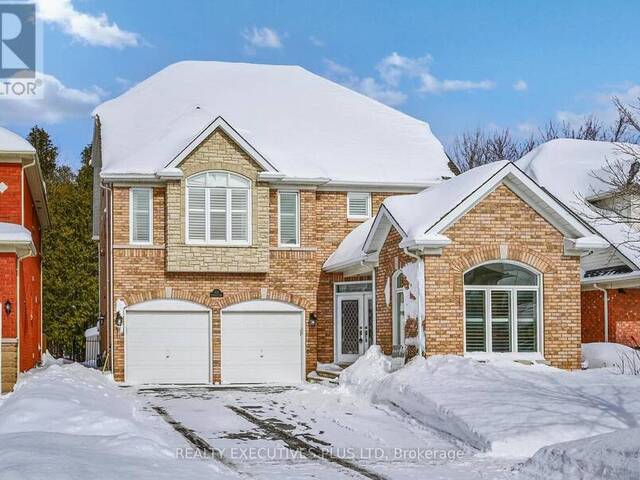 525 SUMMERPARK CRESCENT Pickering Ontario