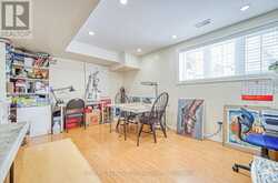 72 VANDERVOORT DRIVE Richmond Hill