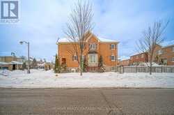 72 VANDERVOORT DRIVE Richmond Hill