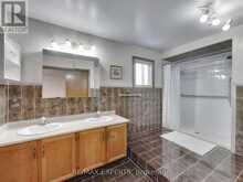 32 IRISH MOSS COURT Vaughan