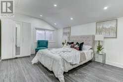 2 LADYSBRIDGE DRIVE Toronto