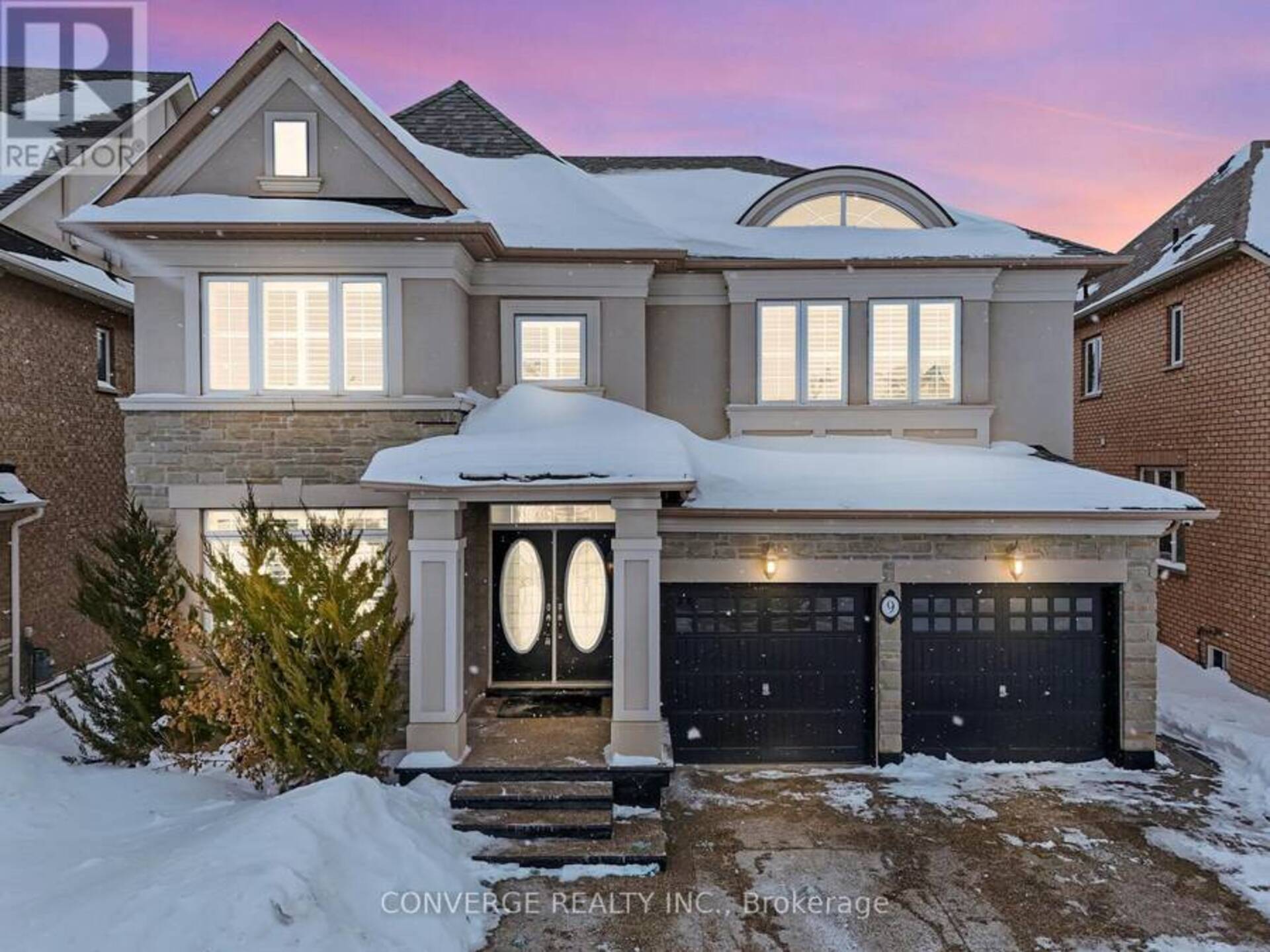 9 ISLINGTON DRIVE Brampton