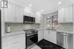 121 - 95 LEEWARD GLENWAY Toronto