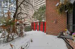 121 - 95 LEEWARD GLENWAY Toronto