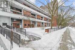 121 - 95 LEEWARD GLENWAY Toronto