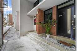 121 - 95 LEEWARD GLENWAY Toronto