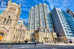 701 - 71 SIMCOE STREET Toronto