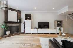 62 FLAMING ROSEWAY Toronto