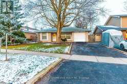 2145 SANDRINGHAM DRIVE Burlington