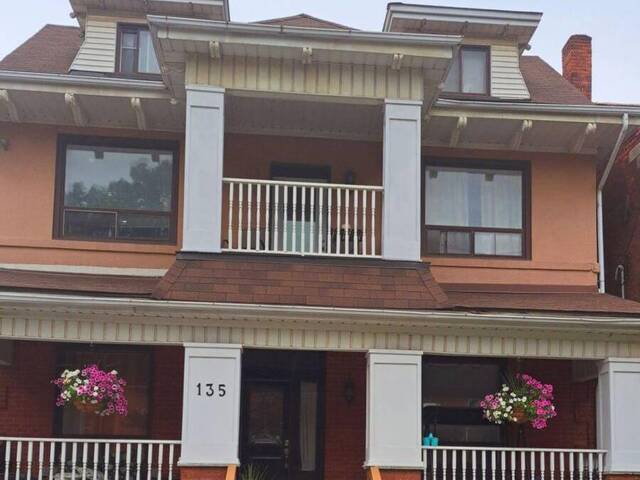 2 - 135 STINSON STREET Hamilton Ontario