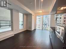 715 - 121 ST PATRICK STREET Toronto