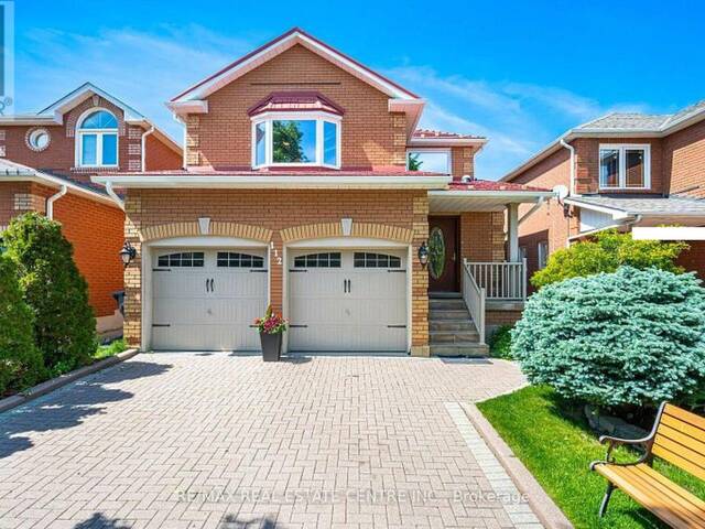 112 RAVENSCLIFFE COURT Brampton Ontario