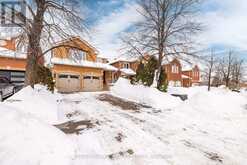 112 RAVENSCLIFFE COURT Brampton