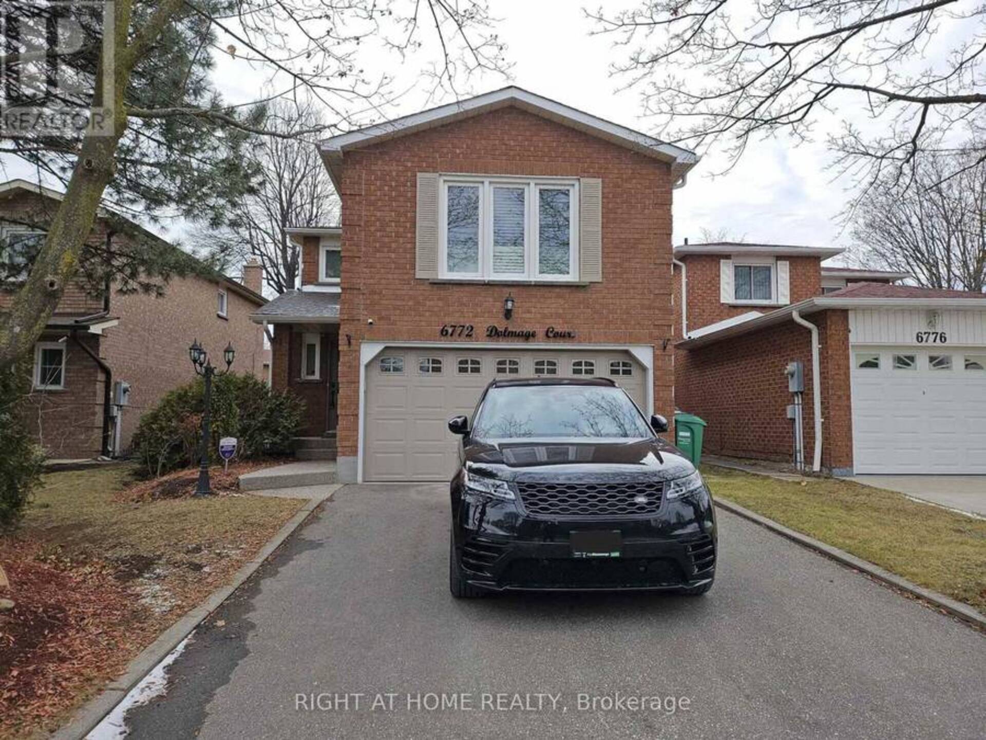 6772 DOLMAGE COURT Mississauga