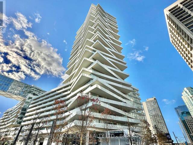 2705 - 15 QUEENS QUAY E Toronto Ontario