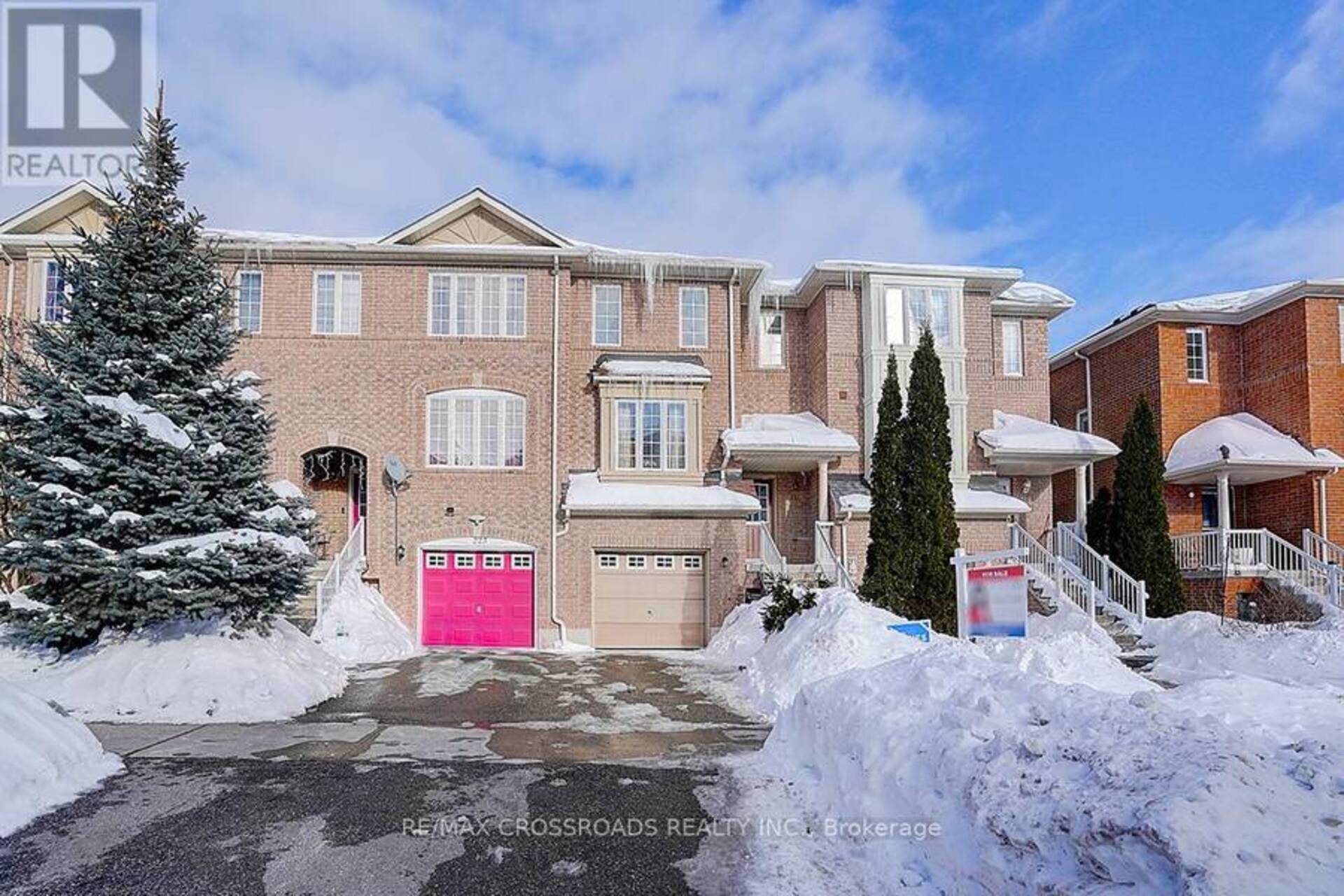 221 OLD HARDWOOD AVENUE Ajax