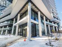 810 - 38 ANNIE CRAIG DRIVE Toronto