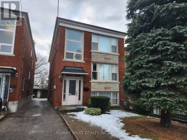 3 - 45 CLOVELLY AVENUE Toronto Ontario