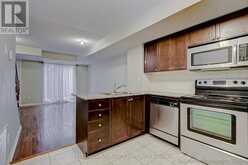 TH 141 - 21 RUTTAN STREET Toronto