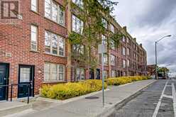 TH 141 - 21 RUTTAN STREET Toronto