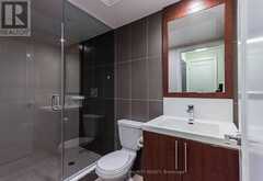 2921 - 5 SHEPPARD AVENUE E Toronto