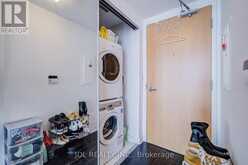 4612 - 11 WELLESLEY STREET W Toronto