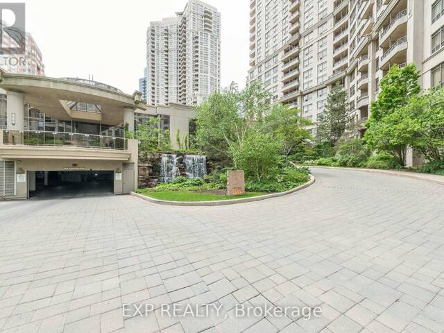 121 - 3888 DUKE OF YORK BOULEVARD Mississauga Ontario