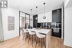 814 - 509 DUNDAS STREET W Oakville