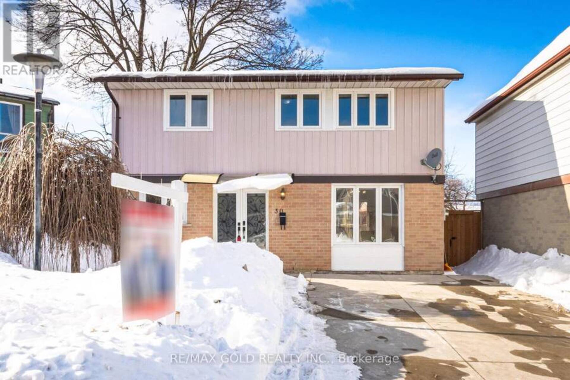 30 GRAND VALLEY DRIVE W Brampton