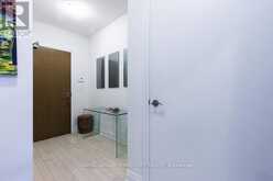 326 - 21 CLAIRTRELL ROAD Toronto