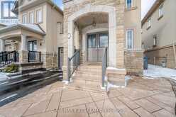 26 BEACHVILLE CIRCLE Brampton