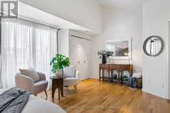 TH 11 - 70 SHAFTESBURY AVENUE Toronto